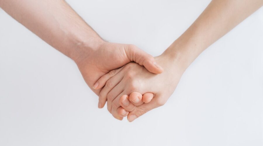 Should Couples Combine Their Finances?